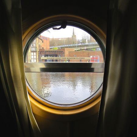 Houseboat Hotels Sheffield Phòng bức ảnh